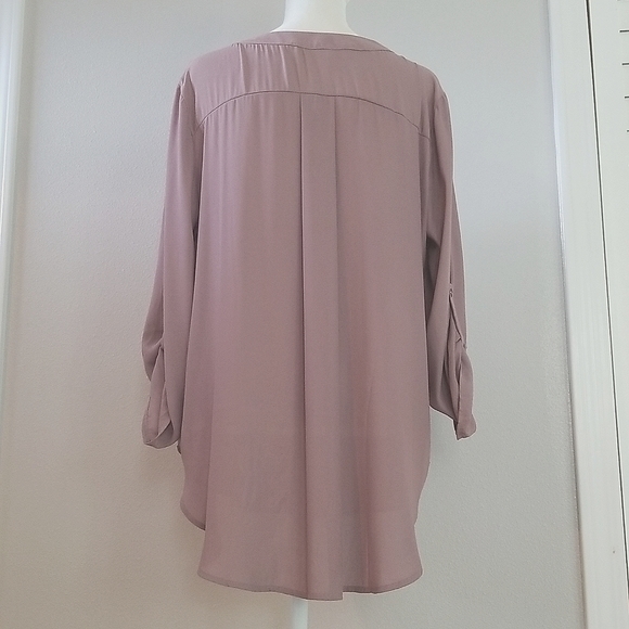 Lush High Low Blouse - Picture 4 of 8